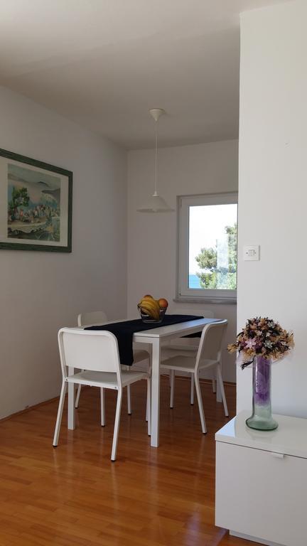 Apartment Helena Tribalj Стая снимка